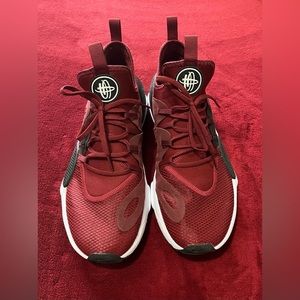 Nike Huarache
E.D.G.E. TXT